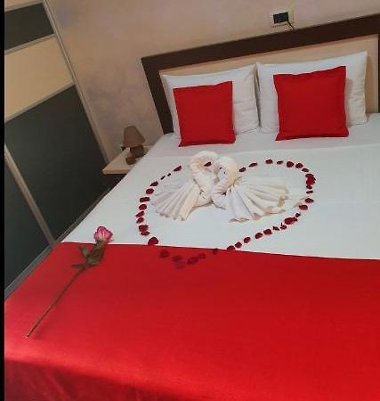 Apartmani Boskovic Котор Екстериор снимка
